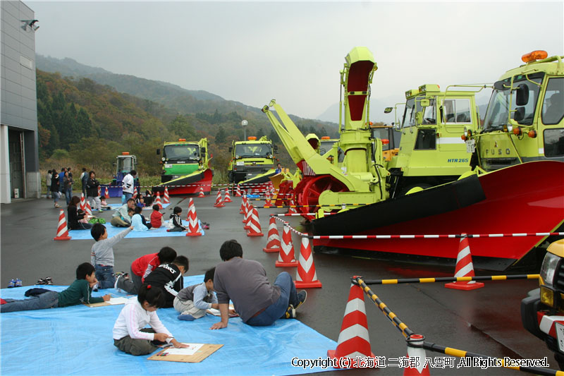 H20.10.18　働く自動車