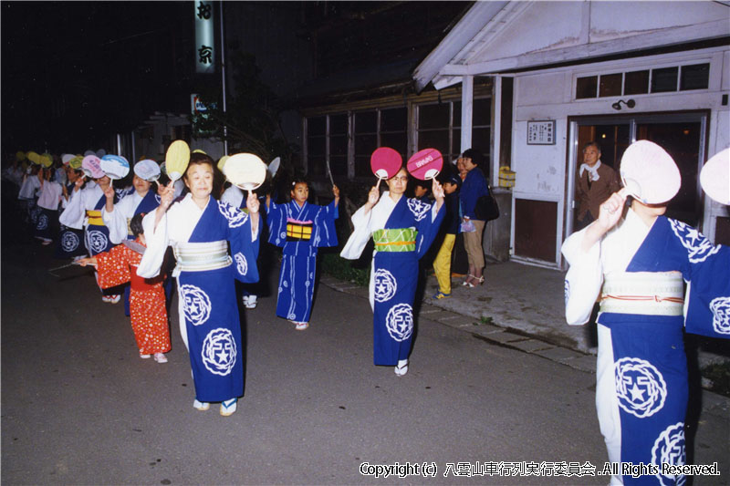 1983年　第1回　八雲山車行列