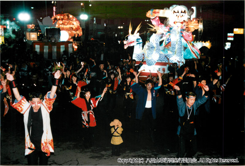 1998年　第16回　八雲山車行列