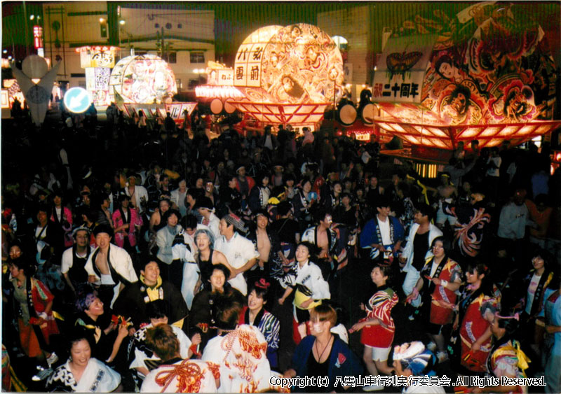 2002年　第20回　八雲山車行列
