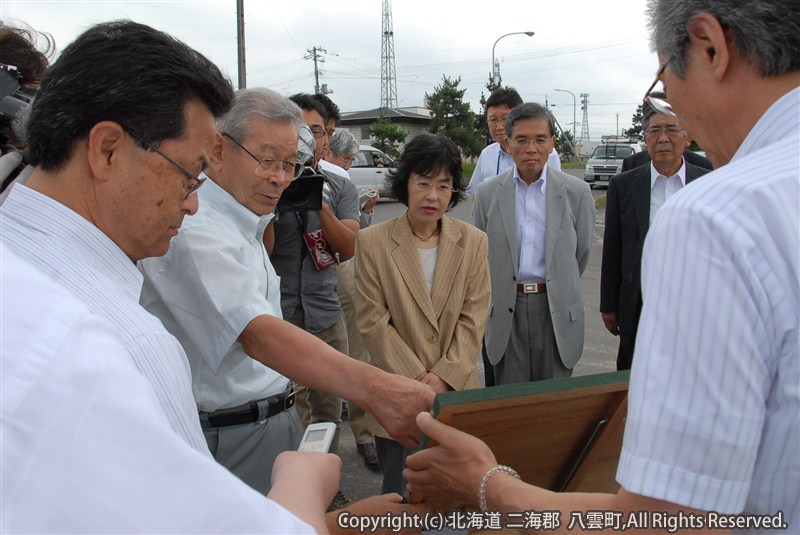 H23.08.15 高橋知事 震災水産被害視察